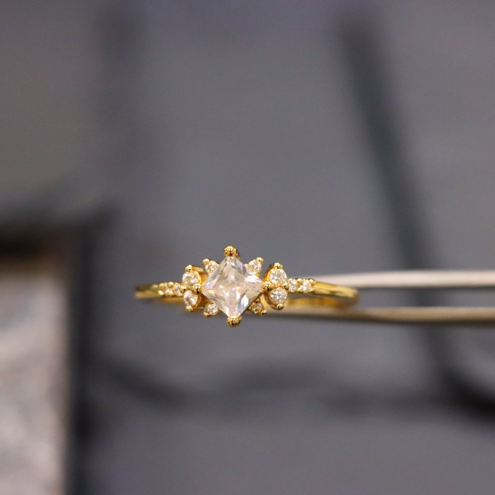 😍Noble Square Flower Gold Plated Princess Ring for Women, LDMCM074-6 - Picture 7 of 14